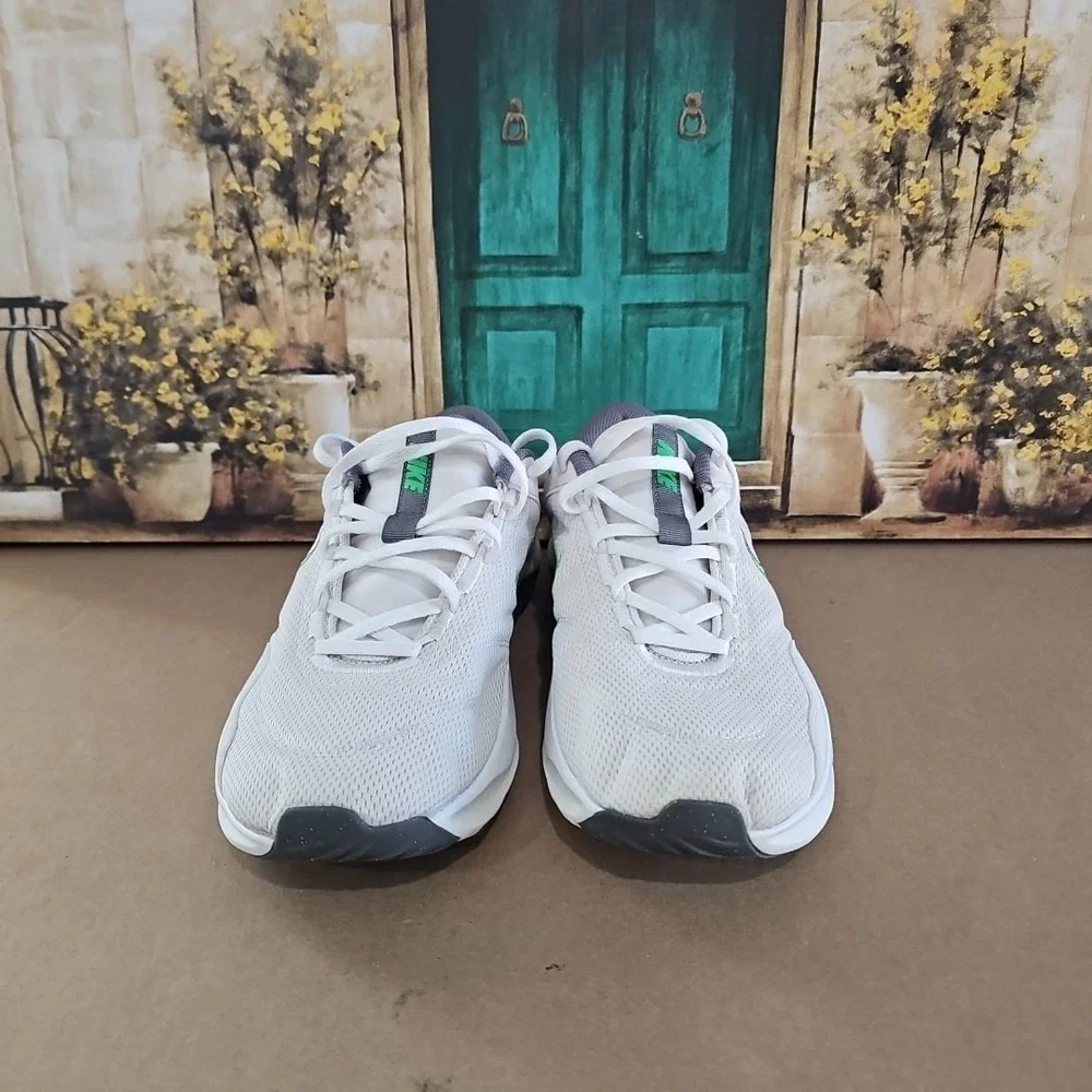 Nike Legend‎ Essential 3 NN Phantom Sail Green Sneakers DM1120-006 Men's Size 12